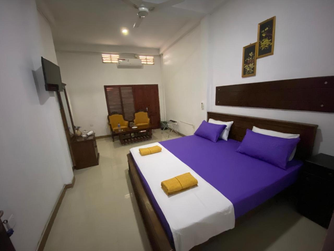 The Max Villa Negombo Exterior foto